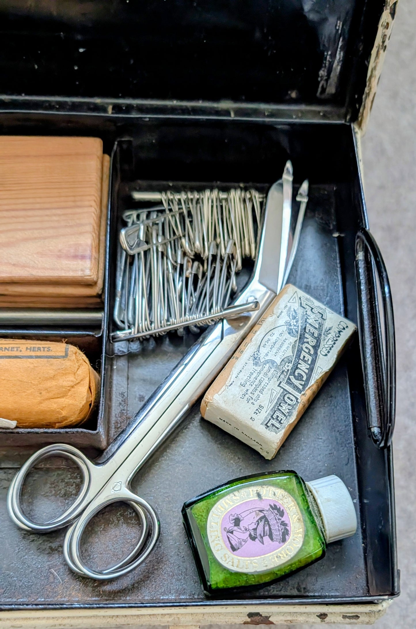 WW2 Emergency Fire Brigade Medical First Aid Tin Box with Contents 1941