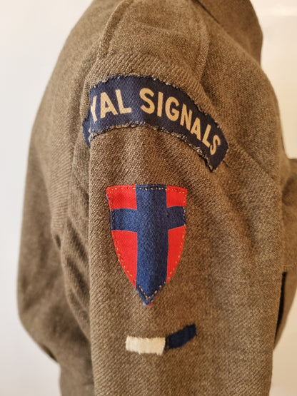 SOLD! WW2 ROYAL SIGNALS CANADIAN MADE BATTLEDRESS + SIDECAP + VE DAY PHOTOS TO THE SAME SOLDIER