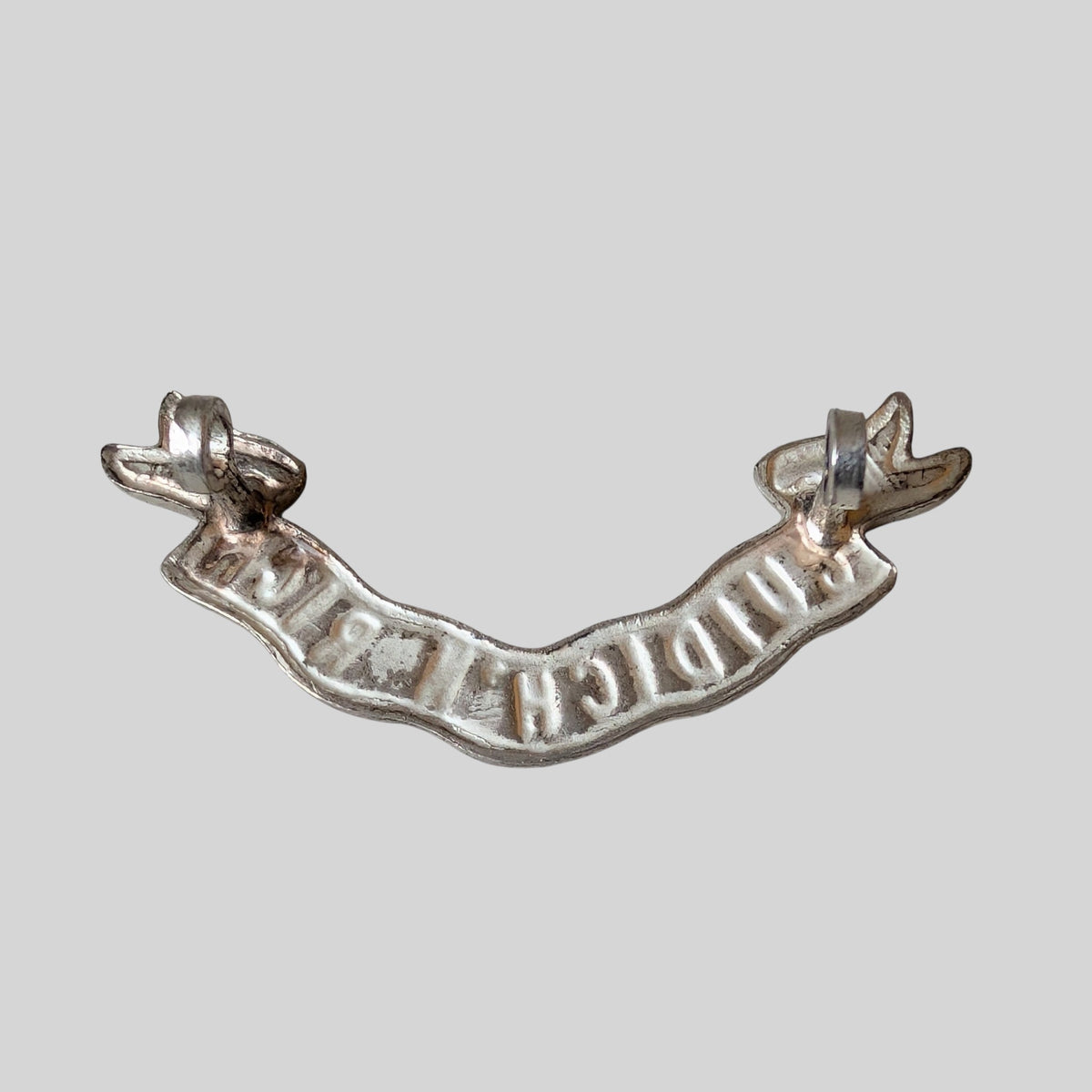 Rare EIIR Queen's Own Highlanders Officers Silver Cap Badge 1961-94