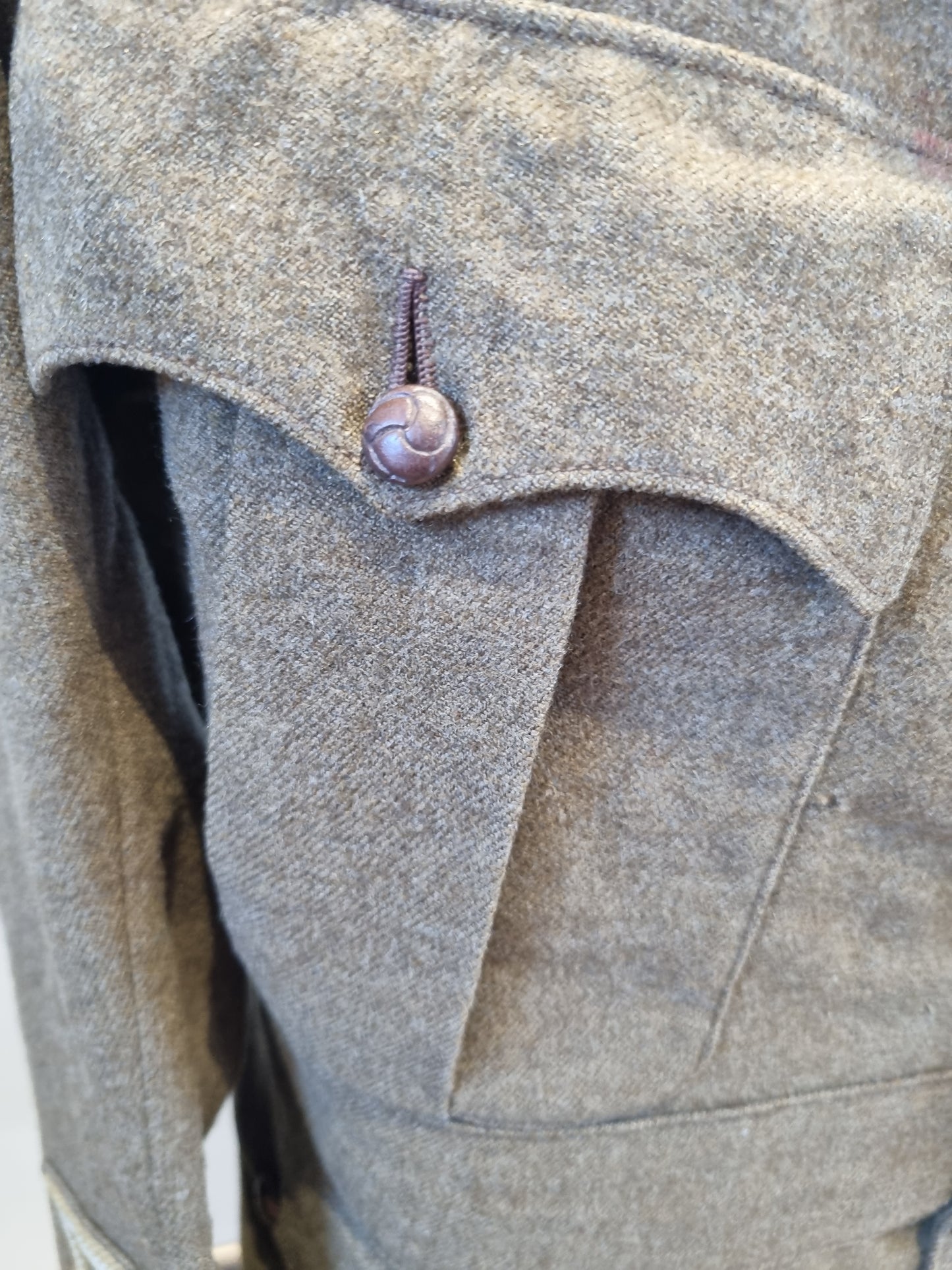 SOLD! WW1 British Army 2nd Lieutenant Uniform Jacket Durham Light Infantry