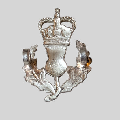 Rare EIIR Queen's Own Highlanders Officers Silver Cap Badge 1961-94