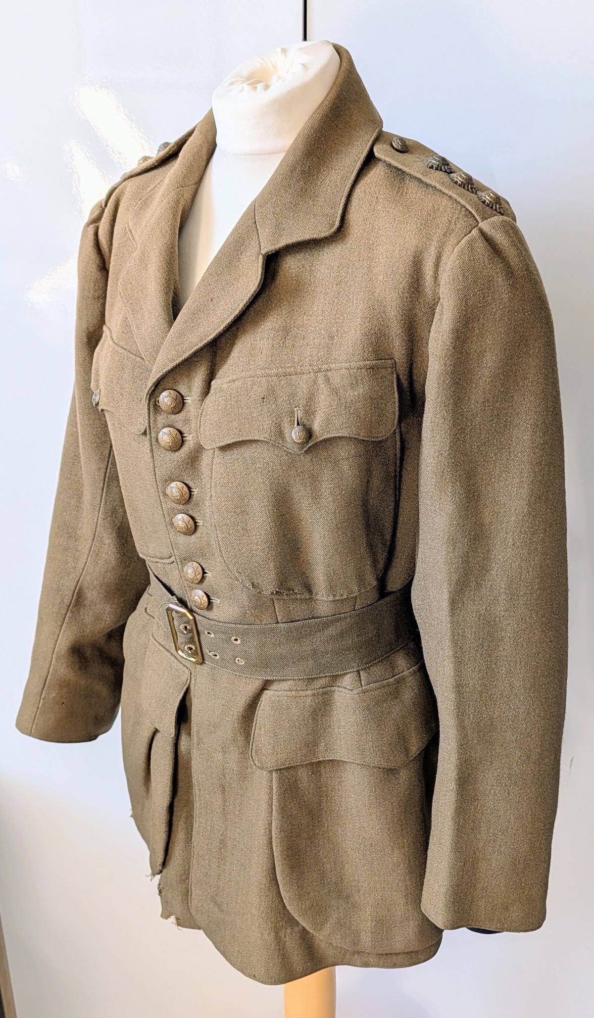 SOLD! WW1 British Army Captains Jacket Coldstream Guards - William M Beckwith DSO