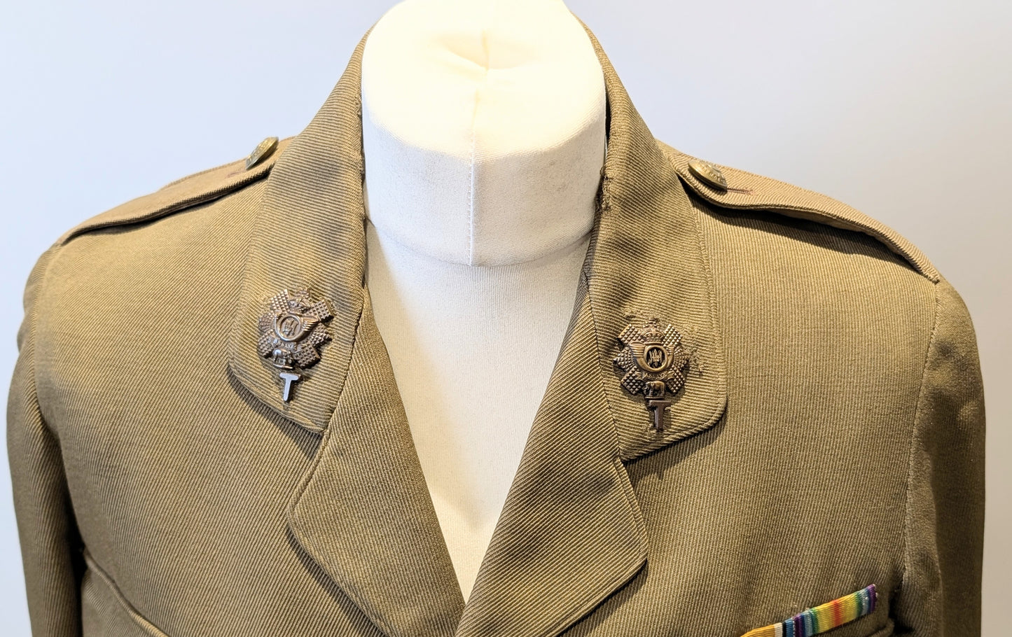 Fantastic WW1 9th Bn Glasgow Highlanders HLI Territorial Major's Cutaway Cuff Rank Jacket to an MC Winner