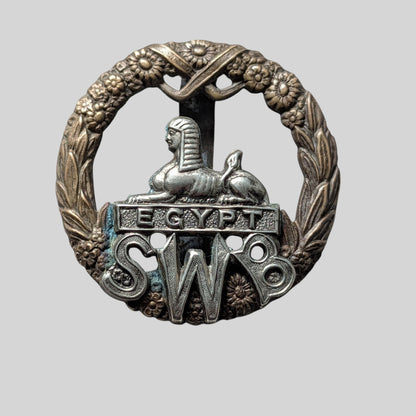 South Wales Borders NCOs Bimetal Cap Badge - 2 Part Construction