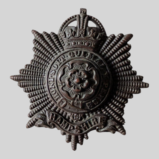 Hampshire Regiment Officer's Bronze Cap Badge