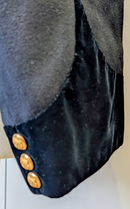 SOLD! Beautiful WW2 Indian Medical Service Lieut Colonels Mess Jacket - Lieut-Colonel F A Barker