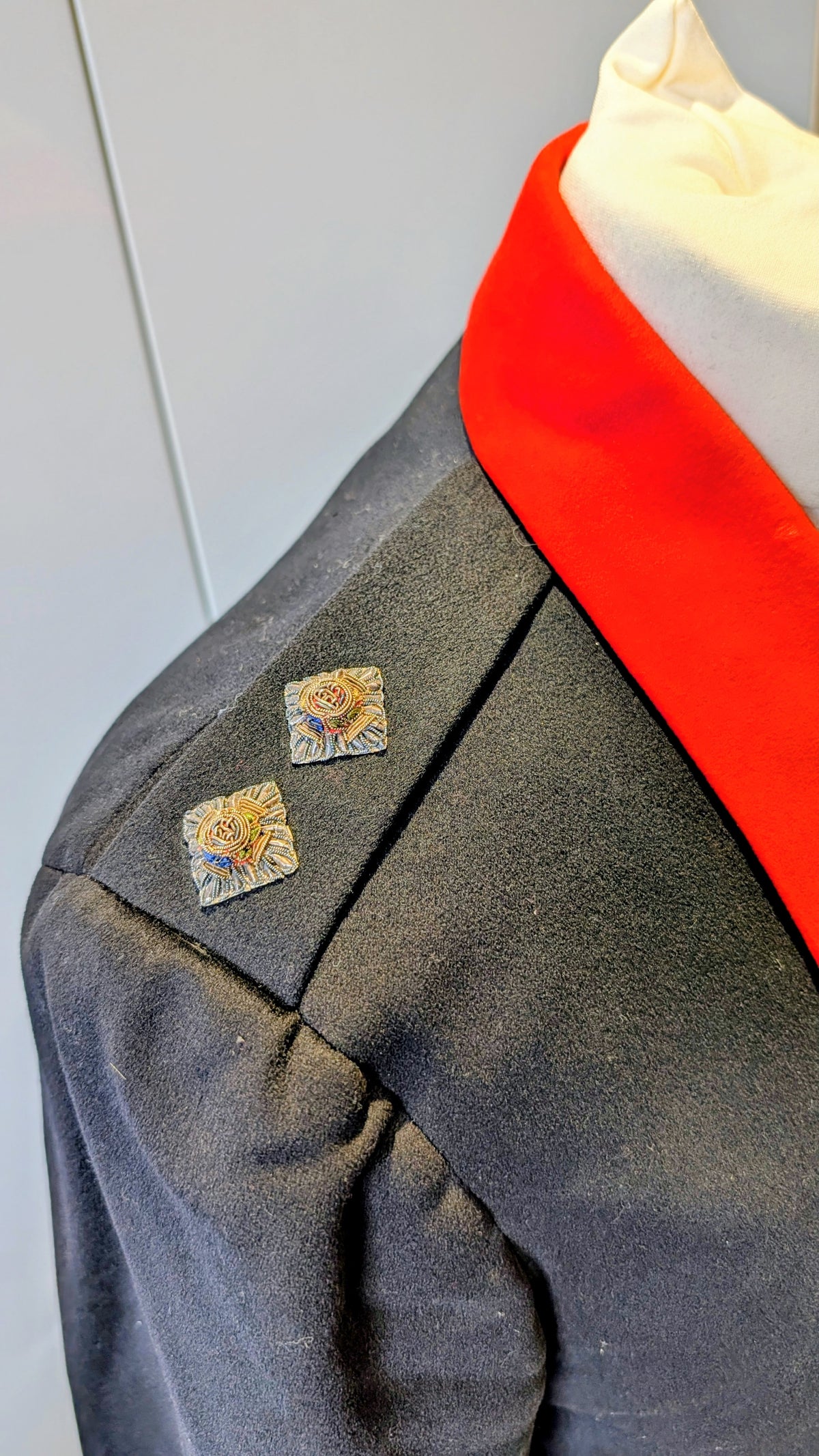 Beautiful WW1 / Interwar Yeomanry Lieutenant's Mess Jacket - Named