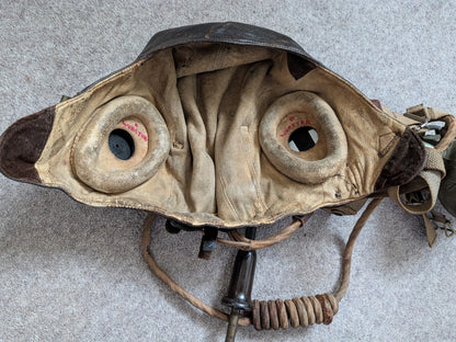 WW2 RAF TYPE C FLYING HELMET, RECEIVERS & WIRING LOOM + TYPE H MASK