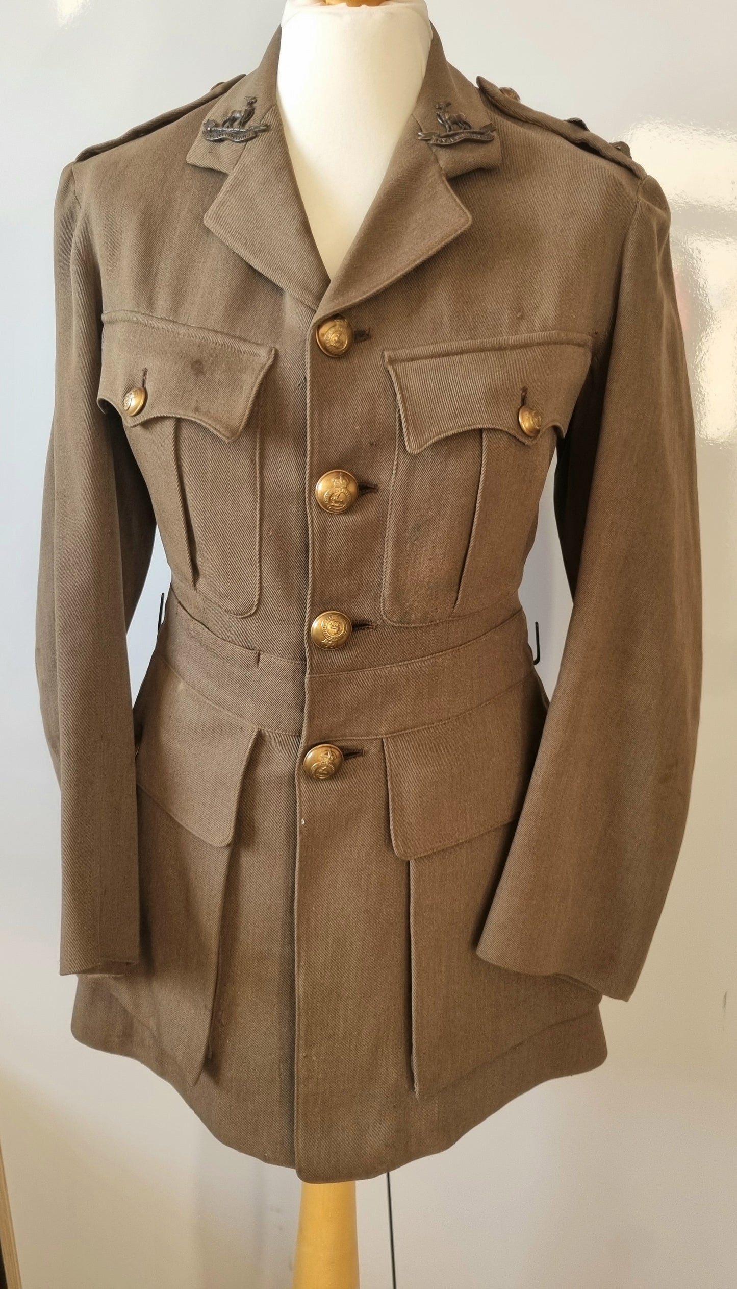 WW1 British Army Lieutenant Uniform Jacket Royal Warwickshire Regiment & Sam Browne