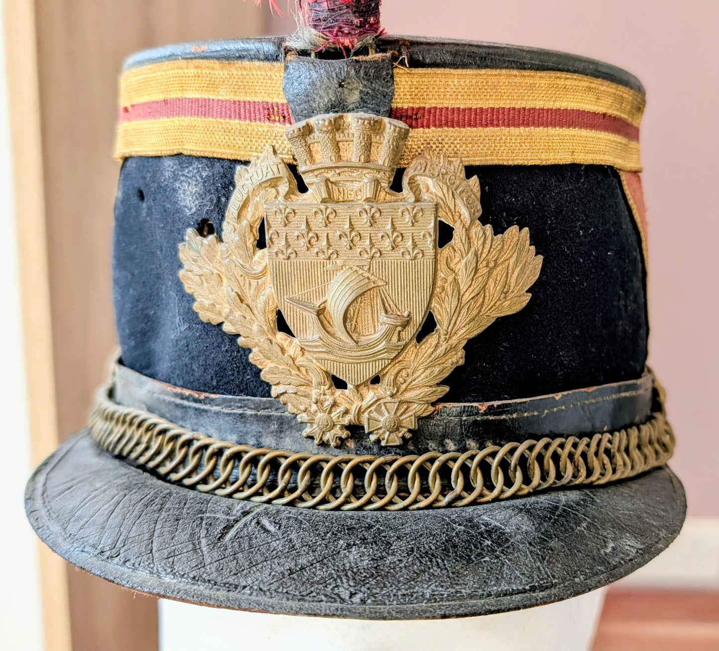 Early 20th Century French Republican Guard Shako With Feather Plume