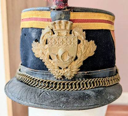 Early 20th Century French Republican Guard Shako With Feather Plume