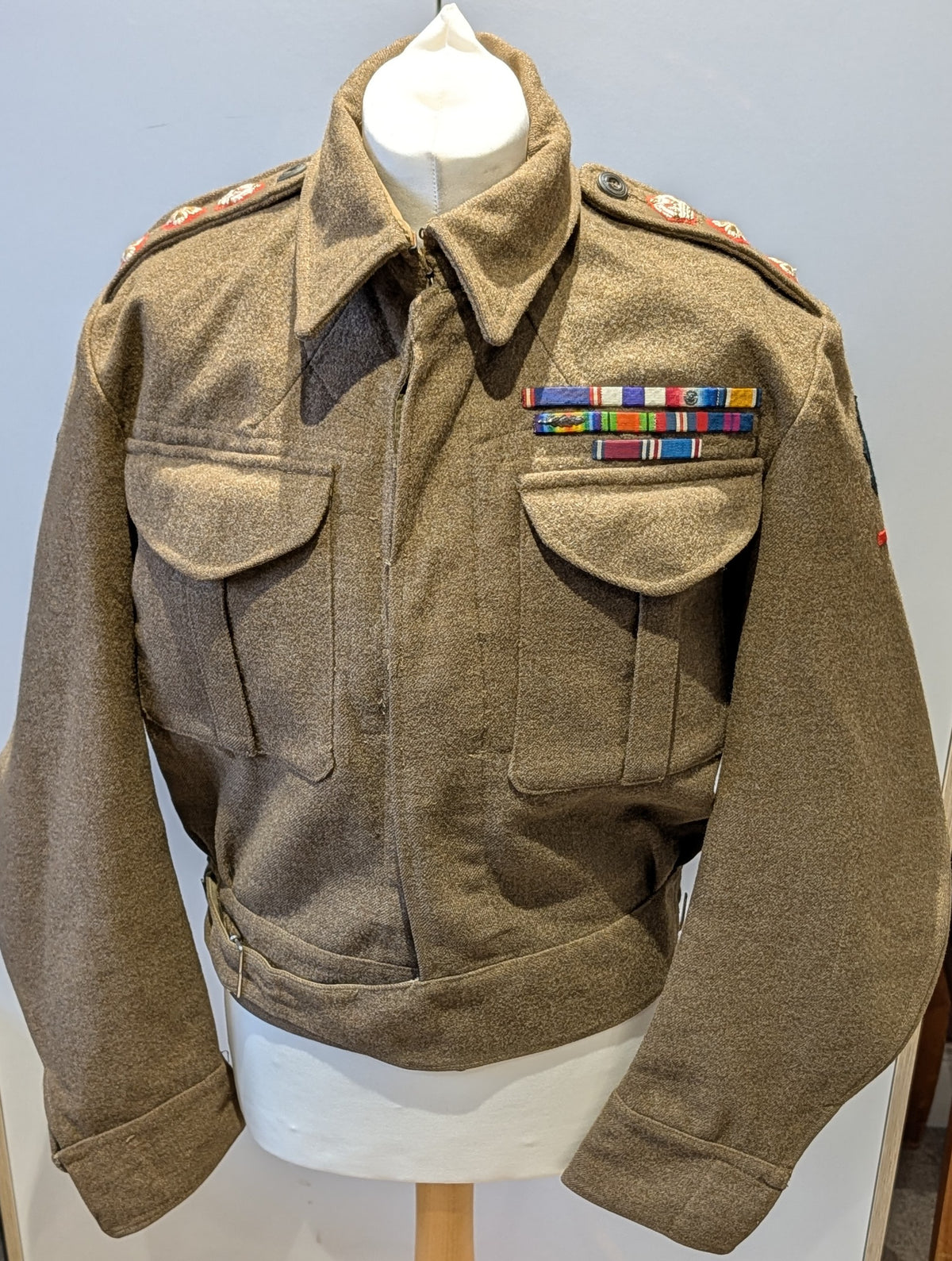 Fantastic & Historically Important WW2 Colonel's Black Watch 1940 Pattern Battledress Jacket attributed to 12th Earl Of Airlie KT GCVO MC