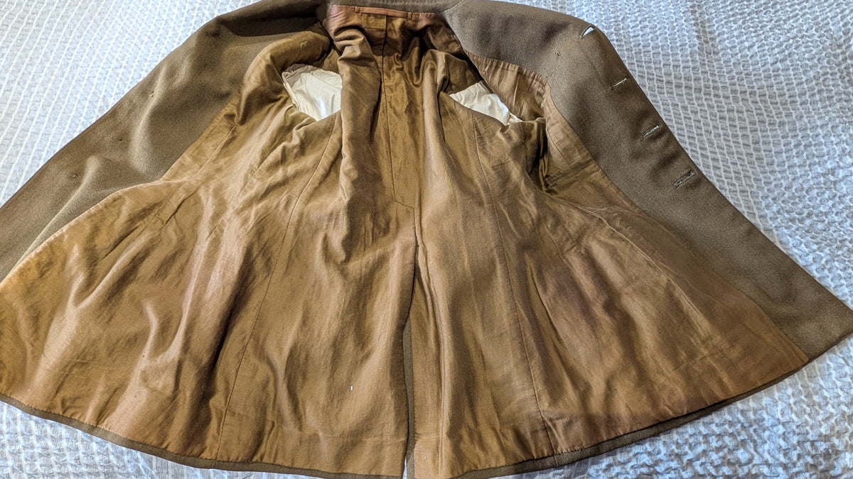 WW2 1942 British  Bedfordshire & Hertfordshire Regt Captain's Jacket