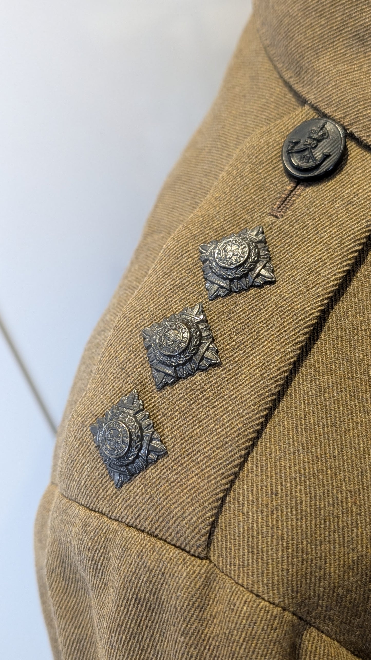WW1 British Army Captain's Rifle Brigade Uniform Jacket Dated 1918