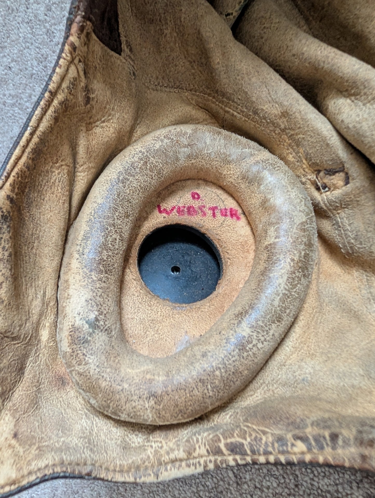 WW2 RAF TYPE C FLYING HELMET, RECEIVERS & WIRING LOOM + TYPE H MASK
