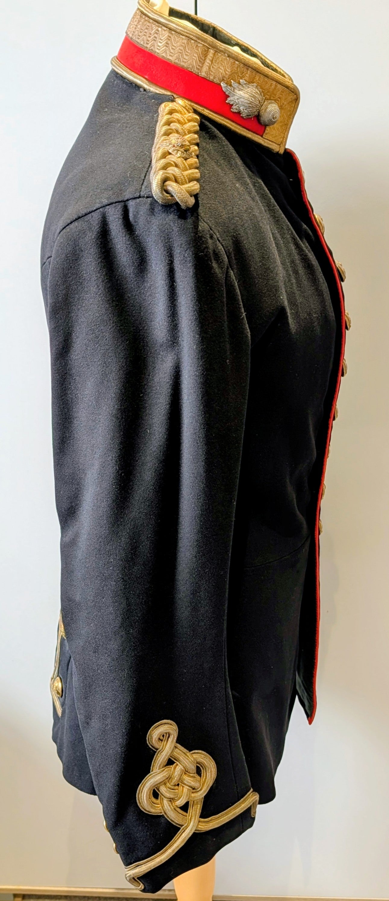 Interwar British Army Royal Artillery 2nd Lieutenant Dress Uniform Jacket