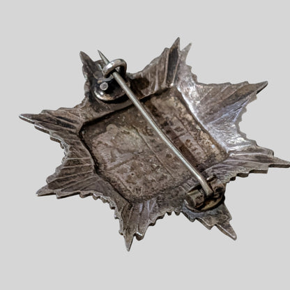 WW1 13th London Regiment Unmarked Silver Sweetheart Badge