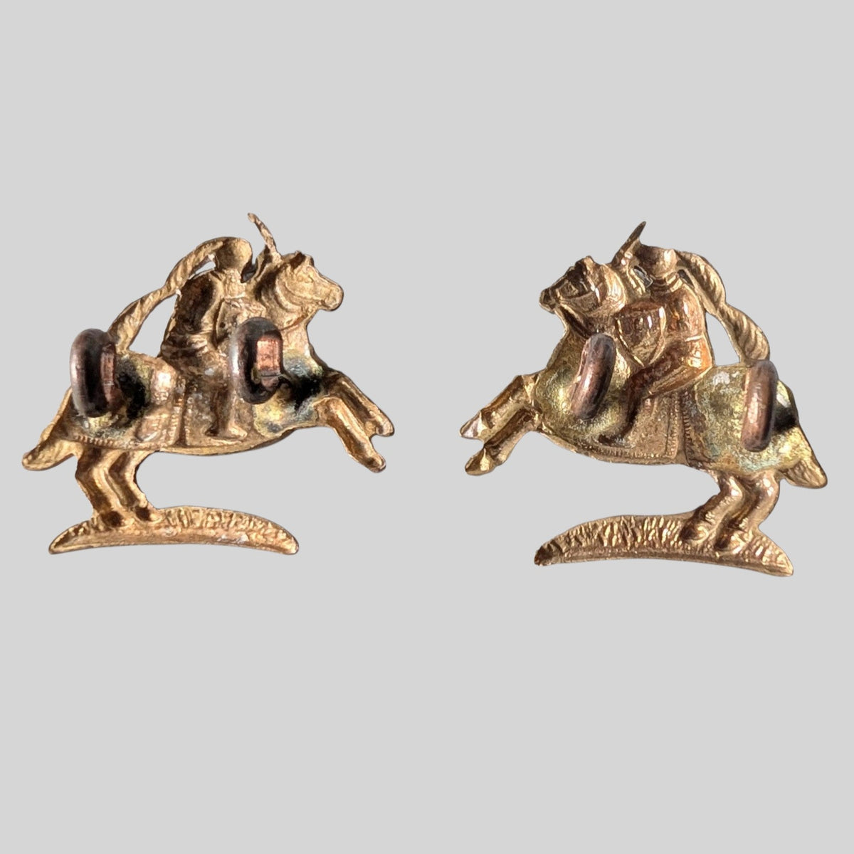 WW1 14th (Fife & Forfar) Black Watch Economy Brass Collar Badge Pair