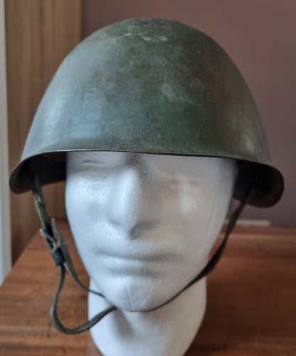 Rare WW2 Italian Experimental Rivetless M33 Helmet, Named