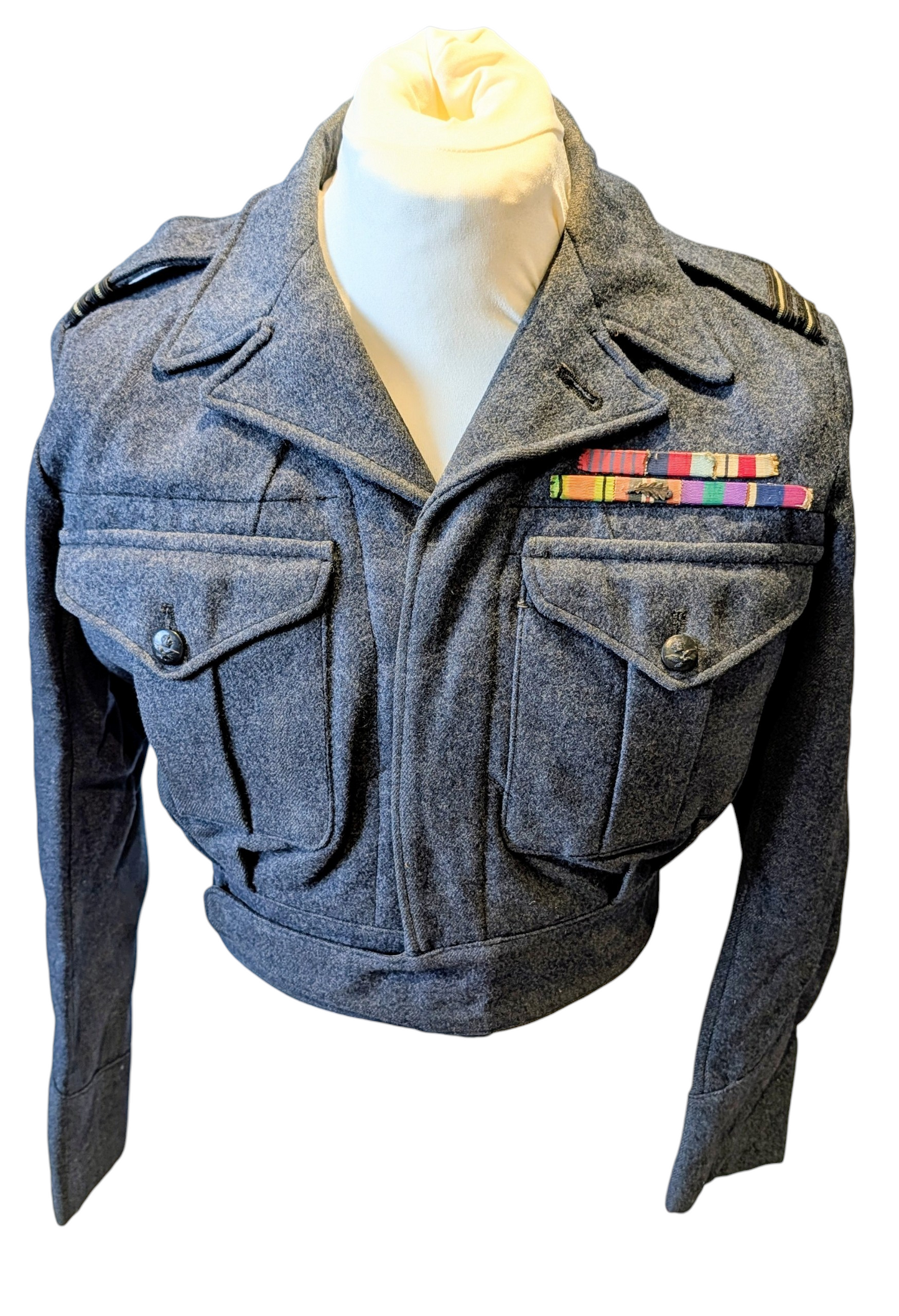 VINTAGE RAF FLIGHT LIEUTENANT BATTLEDRESS - GEORGE MEDAL RECIPIENT 1948