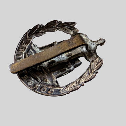 WW1 Era Dorsetshire Regiment Bimetal Cap Badge