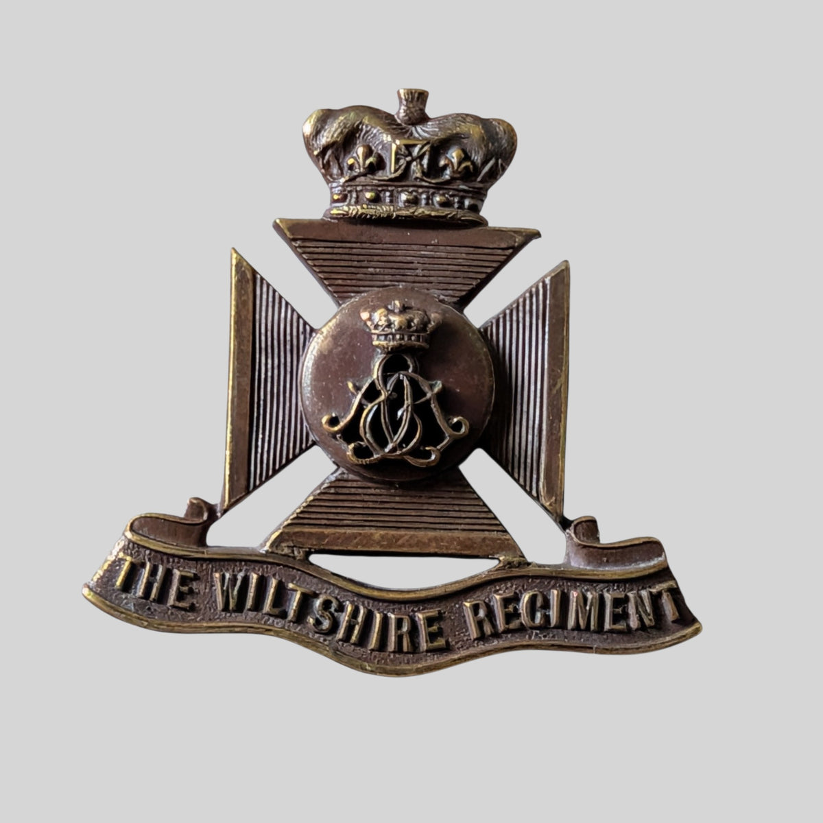 The Wiltshire Regiment Officers Bronzed Cap Badge