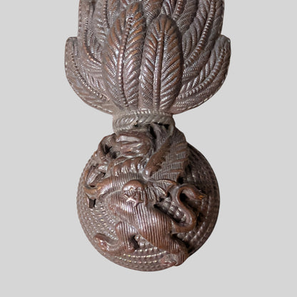 WW1 Royal Welsh Fusiliers Officers Bronze Collar Badge