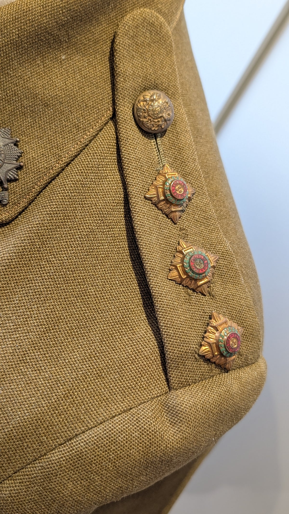 WW2 1942 British  Bedfordshire & Hertfordshire Regt Captain's Jacket