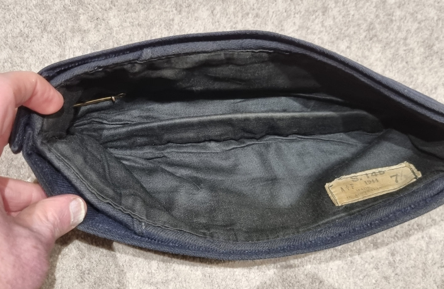 SOLD! WW2 RAAF Royal Australian Airforce Sidecap Dated 1944