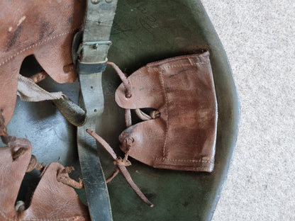 Rare WW2 Italian Experimental Rivetless M33 Helmet, Named