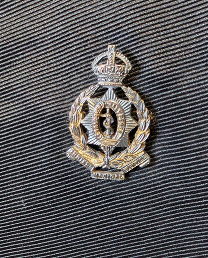 SOLD! Beautiful WW2 Indian Medical Service Lieut Colonels Mess Jacket - Lieut-Colonel F A Barker