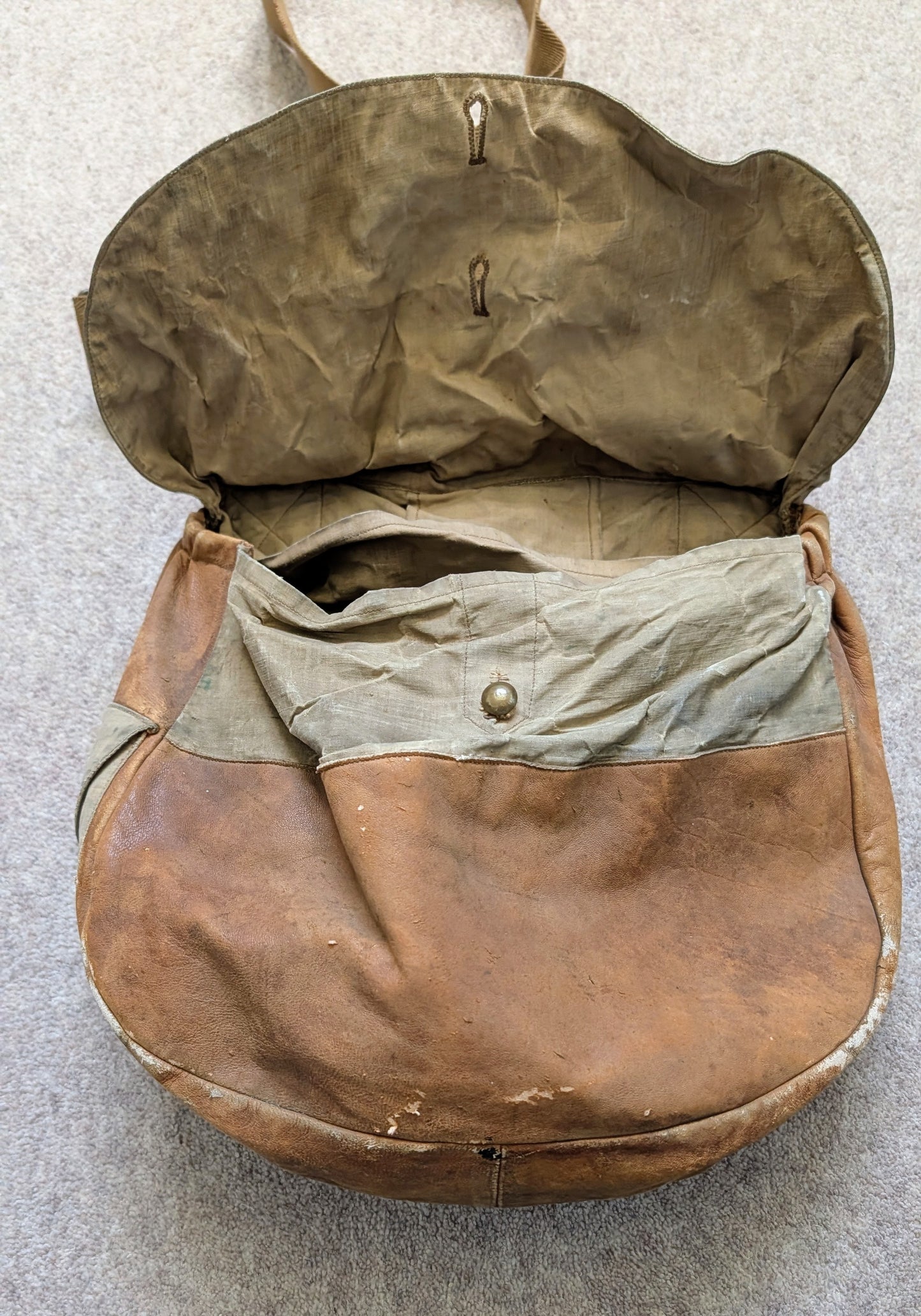 SOLD! WW1 British Army Officers Canvas & Leather Breadbag Haversack with Carry Strap