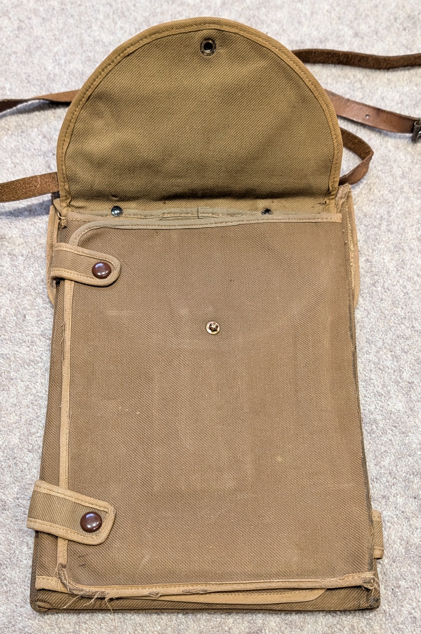 SOLD! WW1 BRITISH ARMY OFFICERS MAP CASE WITH LEATHER CARRY STRAP NAMED TO MILITARY CROSS WINNER C P GARRARD
