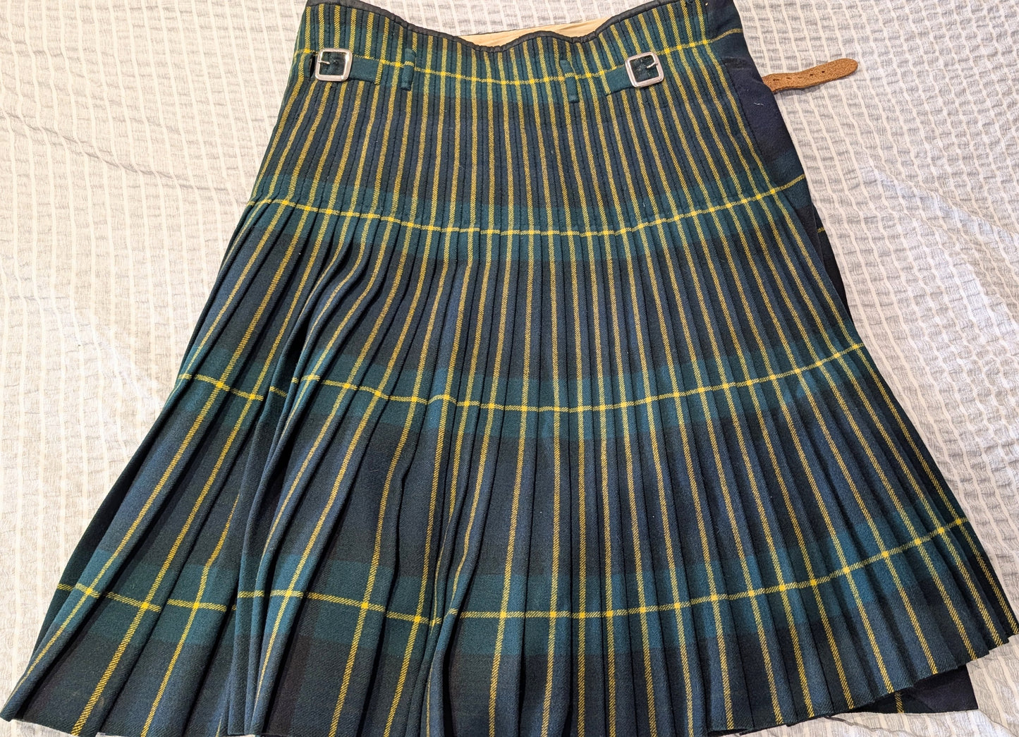 Pre WW1 Gordon Highlanders Majors Cutaway Cuff Rank Jacket, Glengarry & Kilt attributed to Major Robert Walter Purvis 3rd Bn Gordon Highlanders