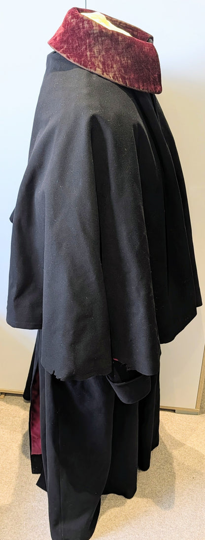 Rare Edwardian 11th Hussars Officers Cloak & Cape To C H G Mulholland DSO OBE