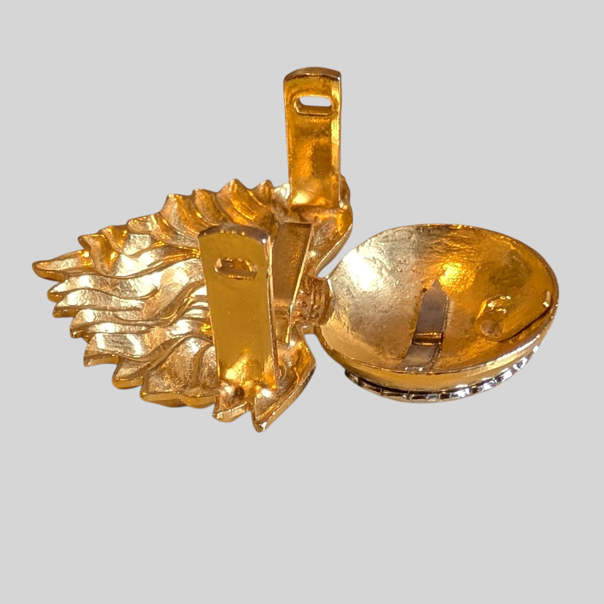 The Royal Regiment Of Fusiliers Bimetal Cap Badge