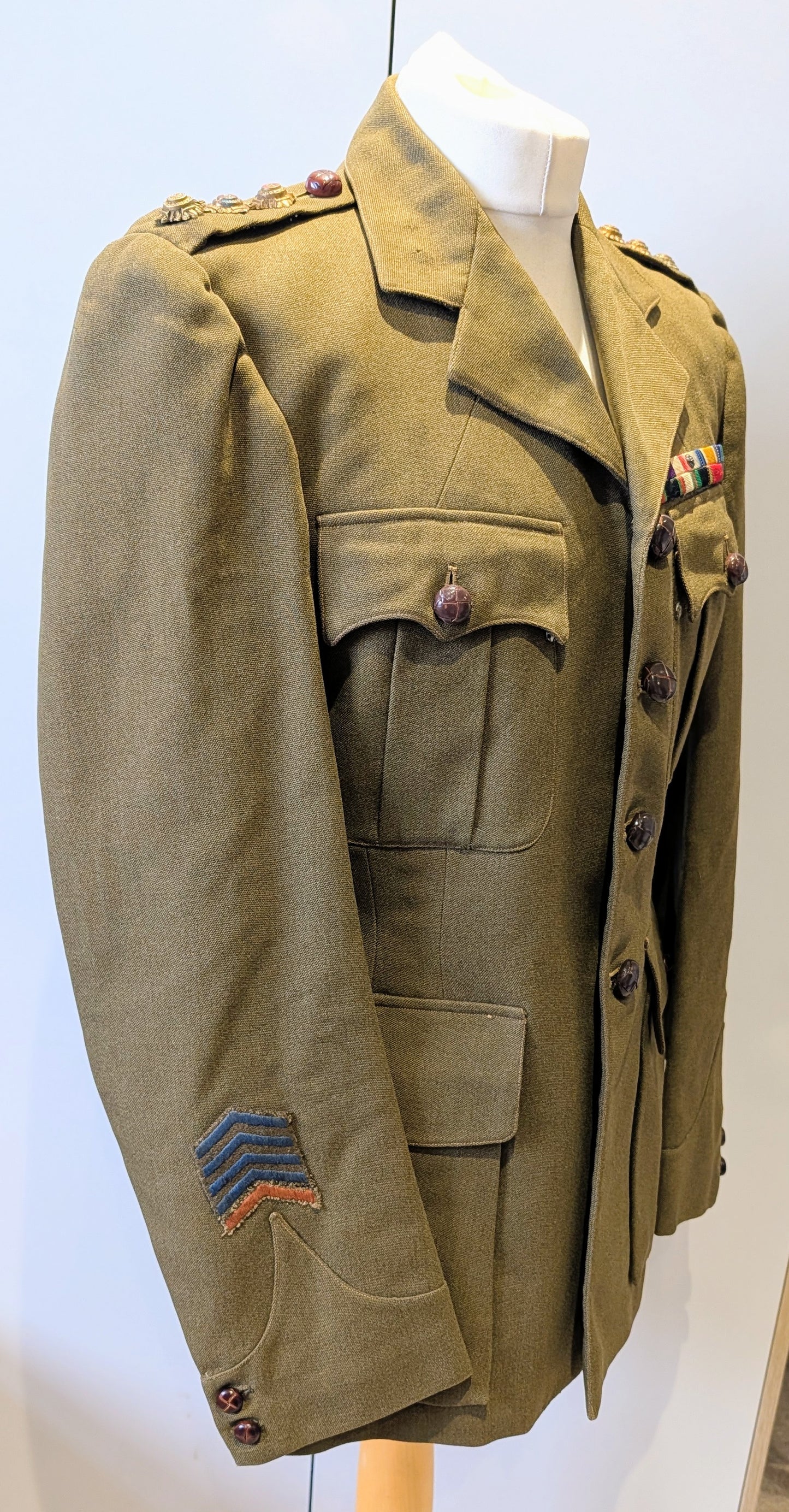 WW1 to Interwar British Captain's Uniform Jacket MC Winner WW1 Veteran
