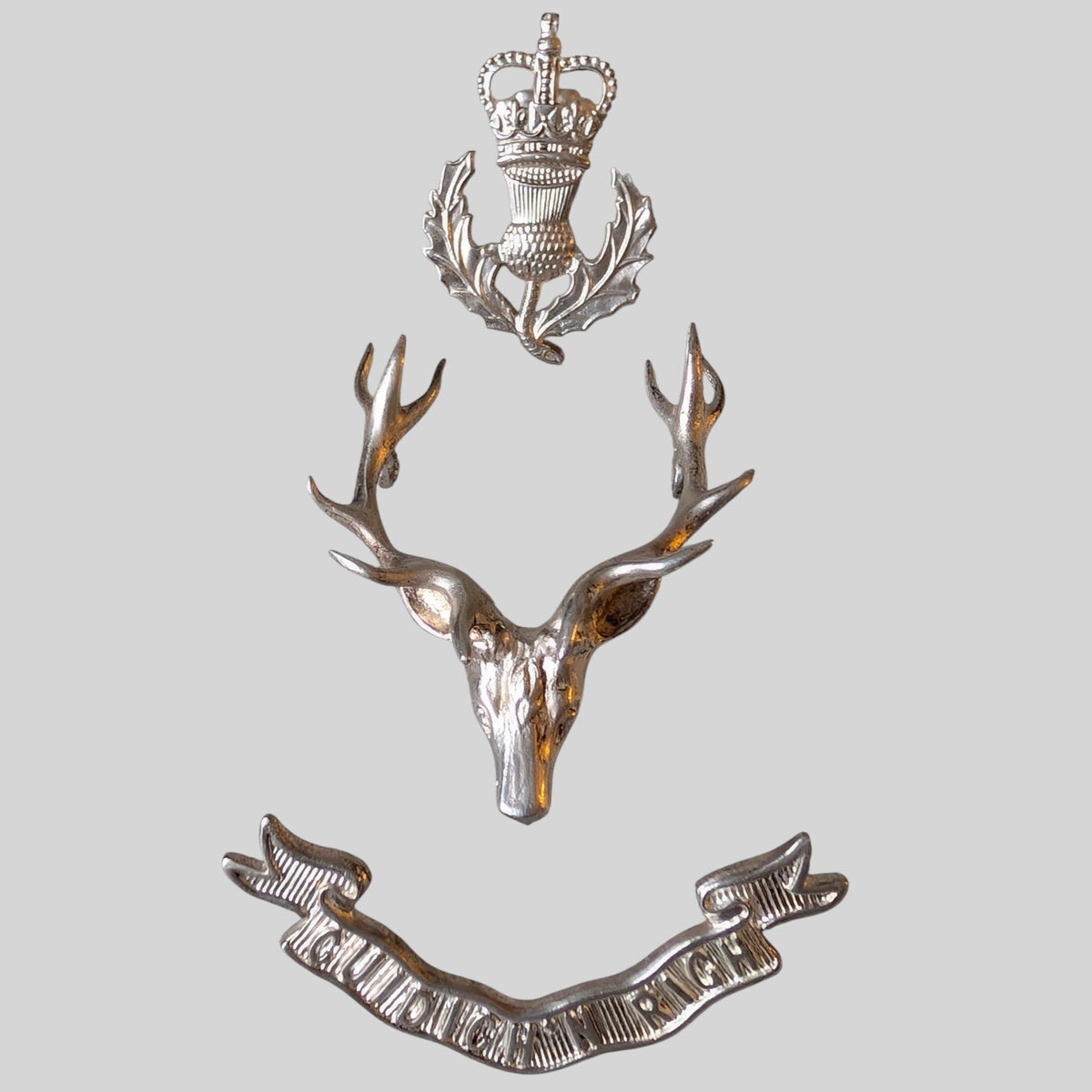 Rare EIIR Queen's Own Highlanders Officers Silver Cap Badge 1961-94