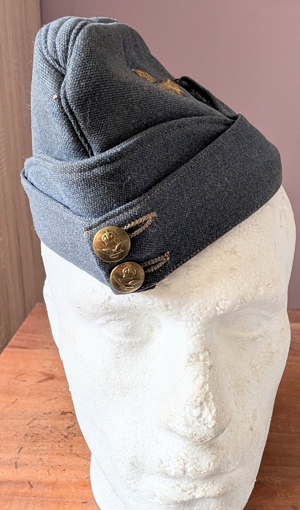 WW2 RAF Royal Air Force Officers Sidecap Dated 1944