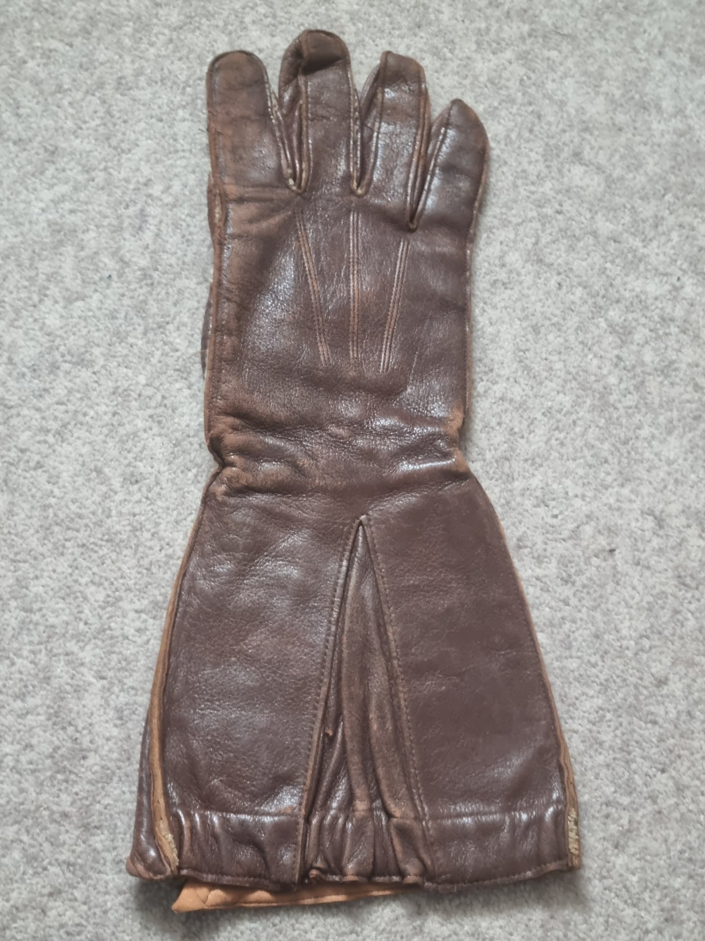 WW2 1941 Pattern RAF Flying Gloves, Air Ministry Stamped