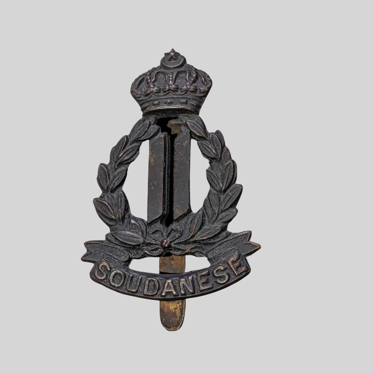 Rare 11th Sudan Regiment Cap Badge Soudanese Sudanese