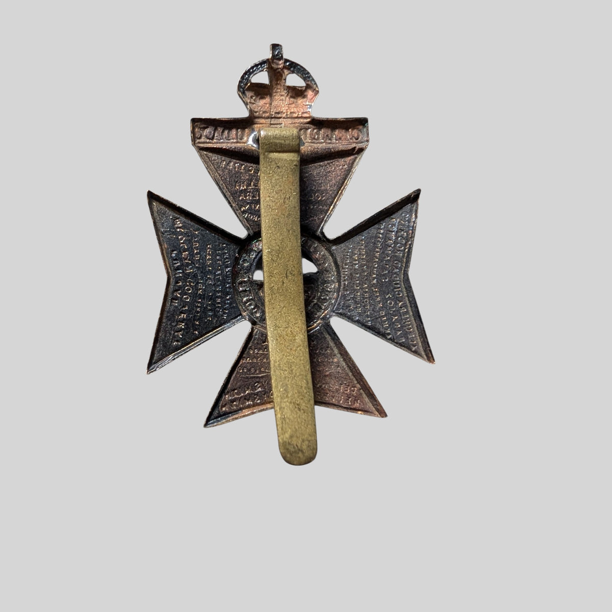 WW1 Era Kings Royal Rifle Corps Blackened Brass Cap Badge
