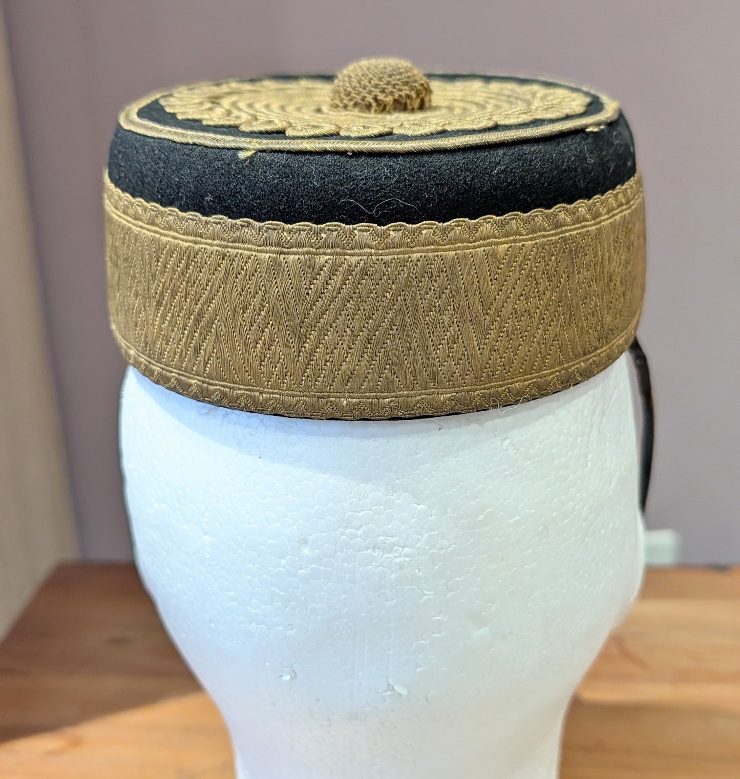 Fantastic Rare Original Victorian 4th Hussars Officers Pill Box hat & Chinstrap
