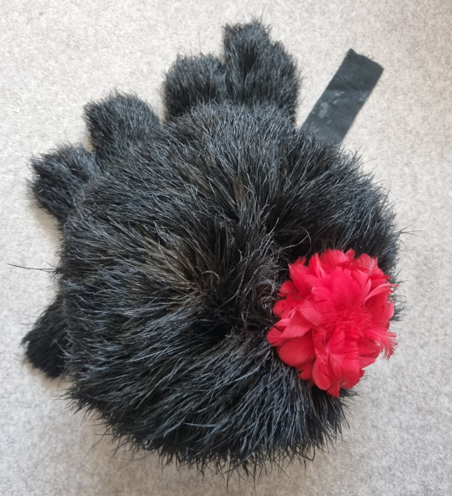 WW2 Black Watch 5 Tail feather bonnet & Tin For Major Malcolm Wolfe-Murray