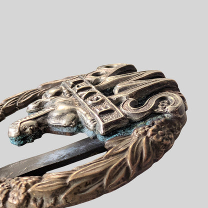 South Wales Borders NCOs Bimetal Cap Badge - 2 Part Construction