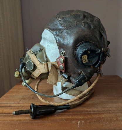 WW2 RAF TYPE C FLYING HELMET, RECEIVERS & WIRING LOOM + TYPE H MASK