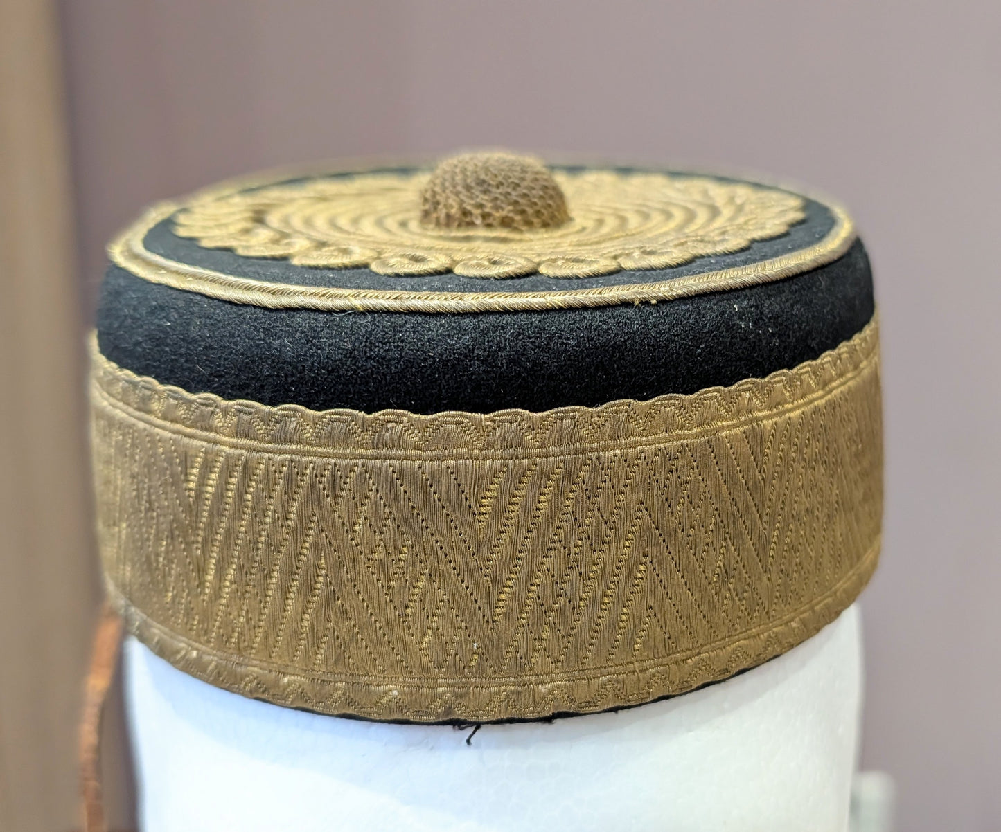 Fantastic Rare Original Victorian 4th Hussars Officers Pill Box hat & Chinstrap