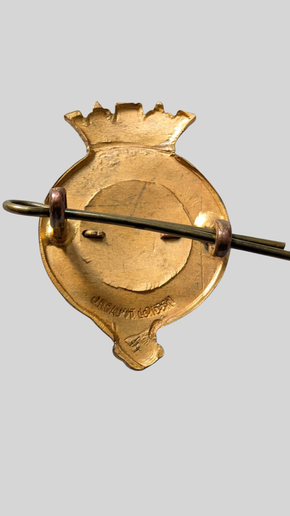 Rare Duke Of Lancaster's Own Regiment Officer's Gilt Cap Badge