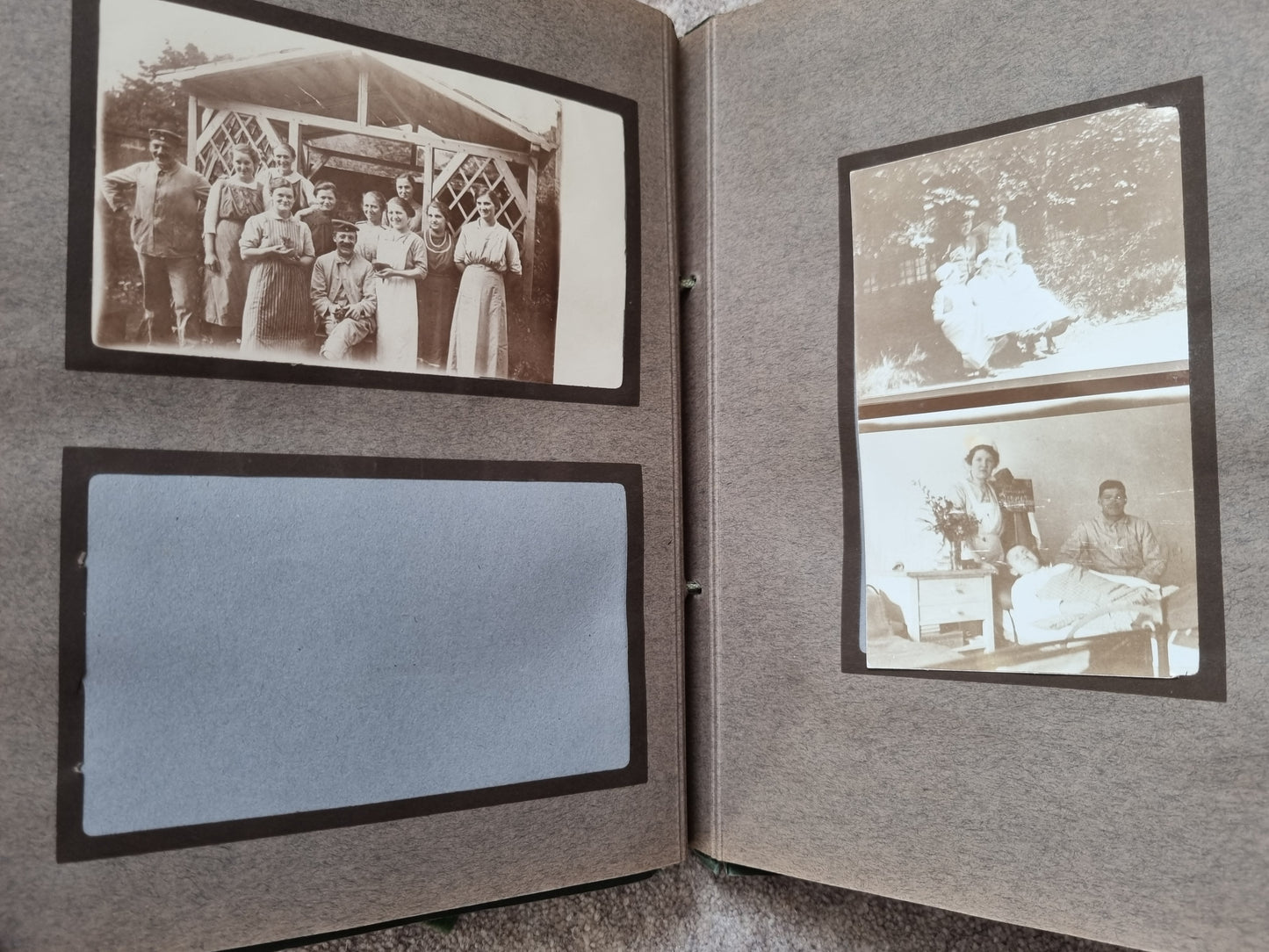 WW1 German Army Nurses Photo Album, 34 Photos