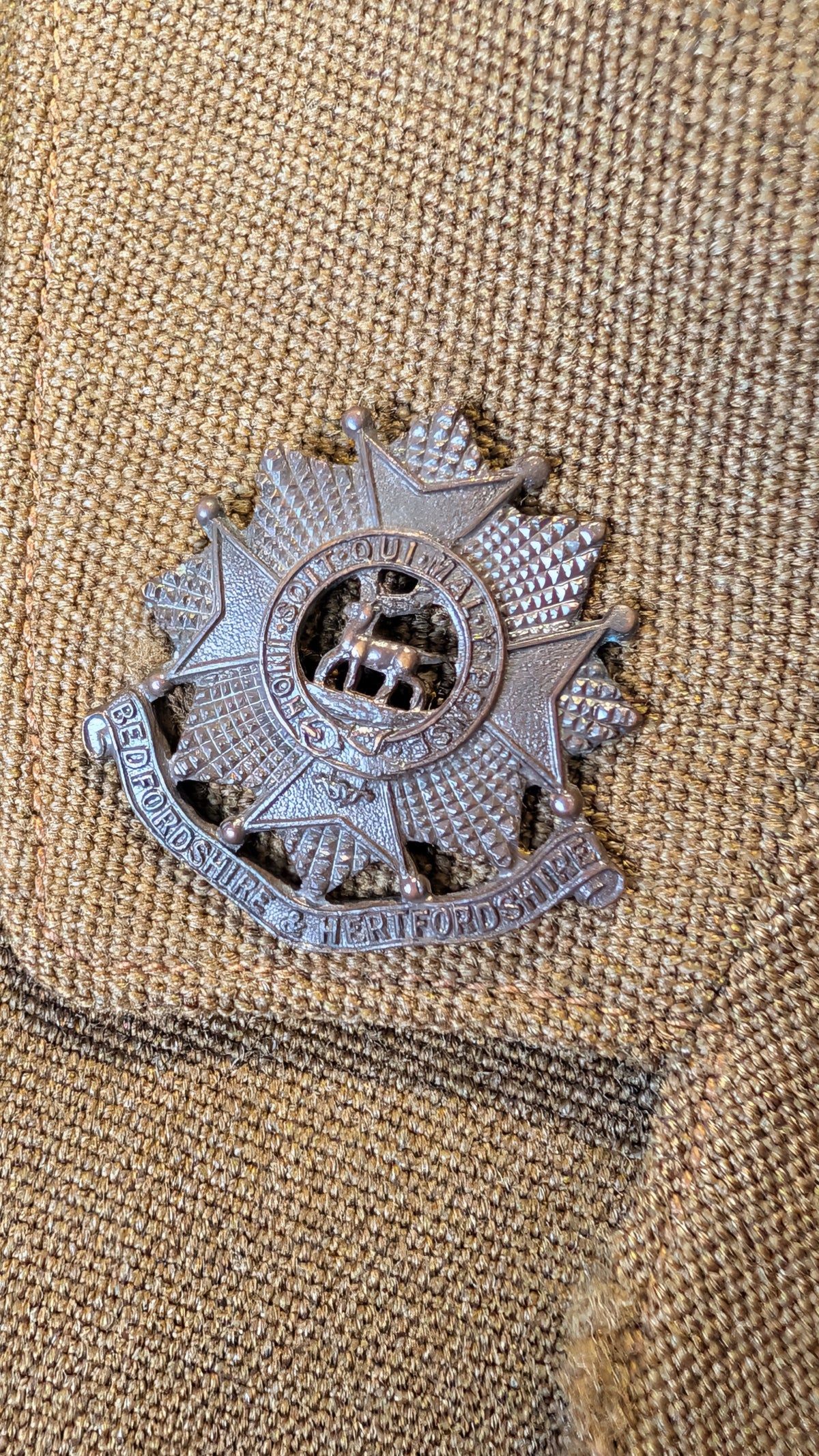 WW2 1942 British  Bedfordshire & Hertfordshire Regt Captain's Jacket